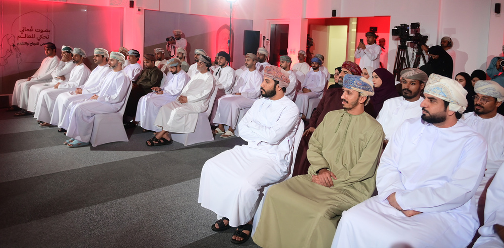 جلسة حوارية تستعرض تنمية المحافظات